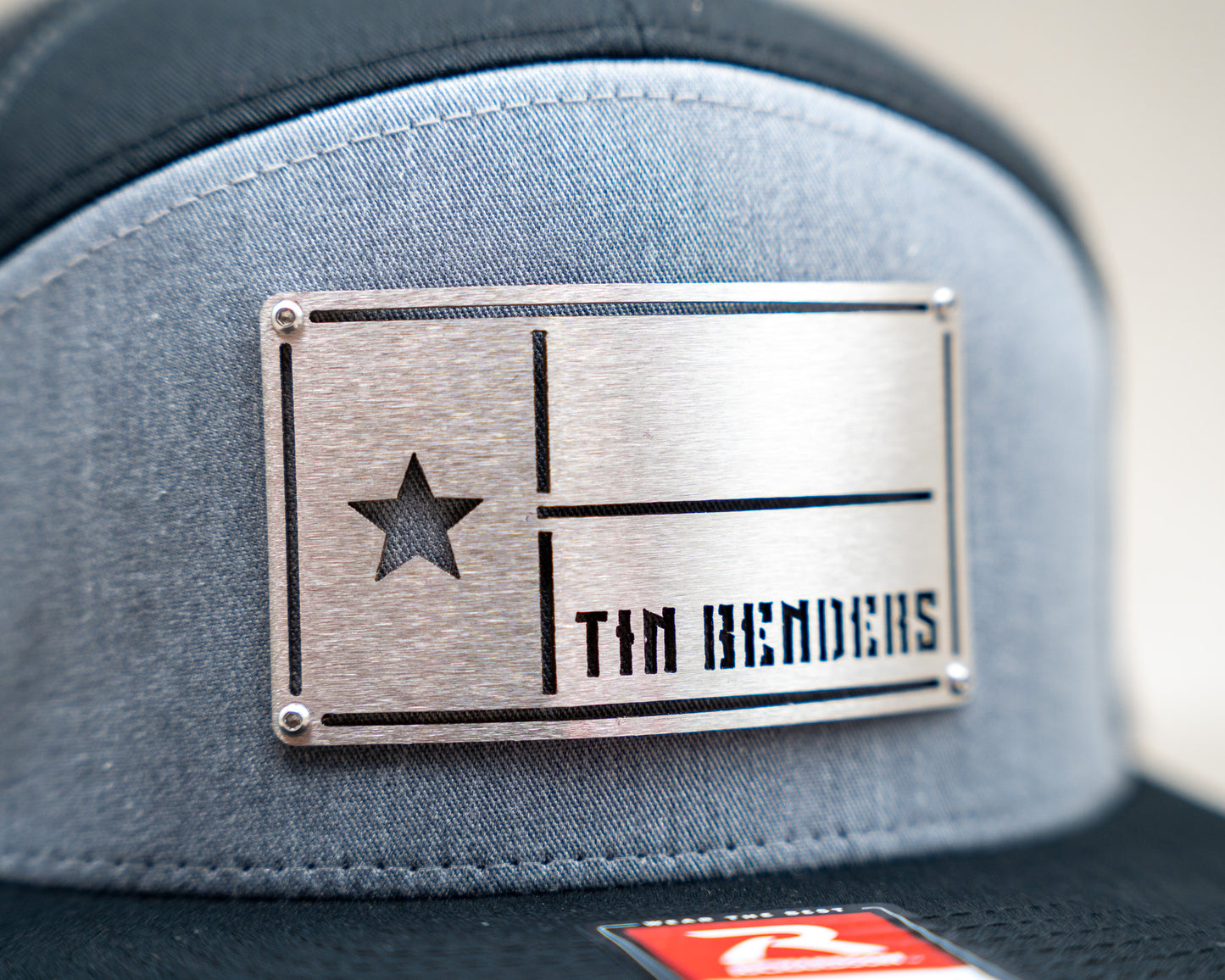 Metal-Plate: Iron Shadow