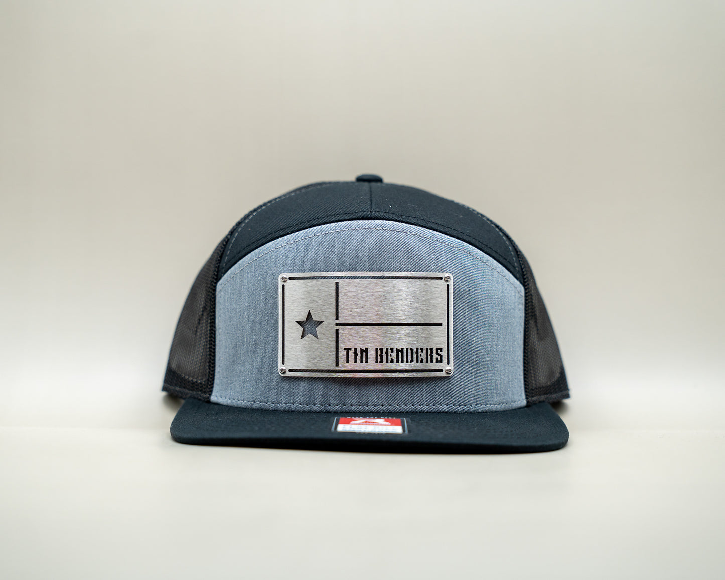 Metal-Plate: Iron Shadow