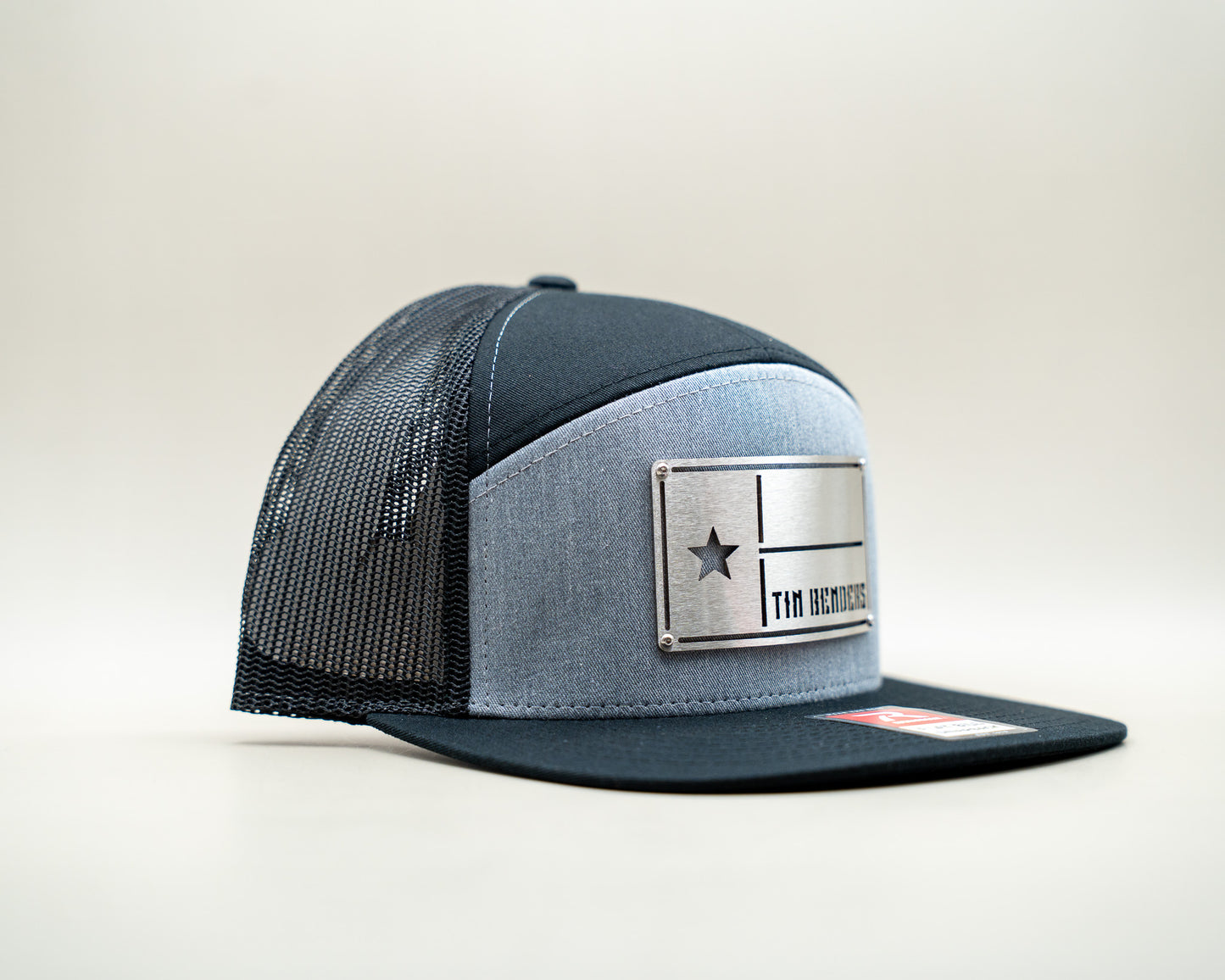 Metal-Plate: Iron Shadow