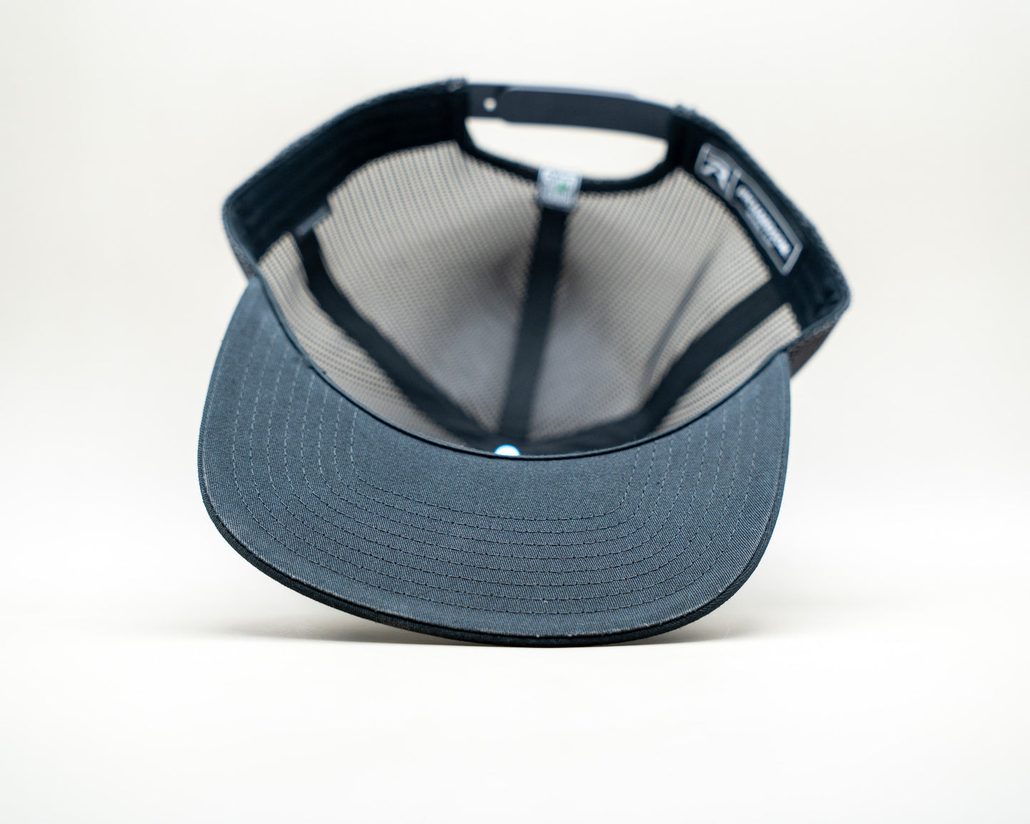 Metal-Plate: Iron Shadow