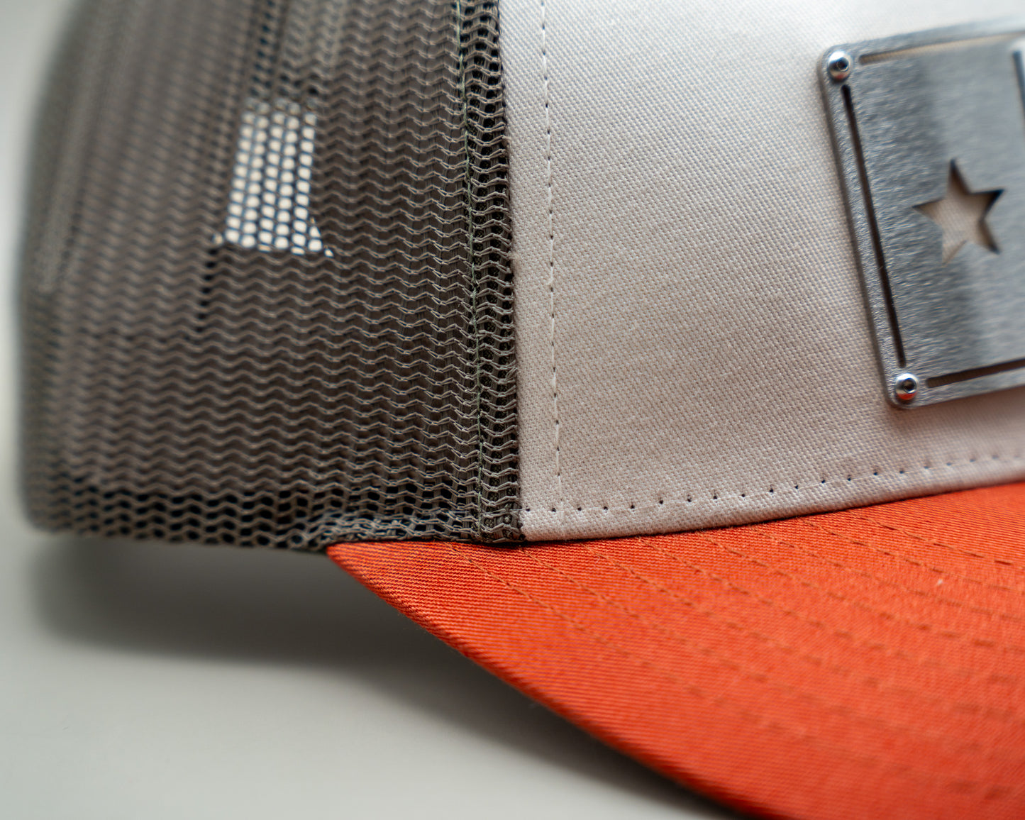 Metal-Plate: Iron Range