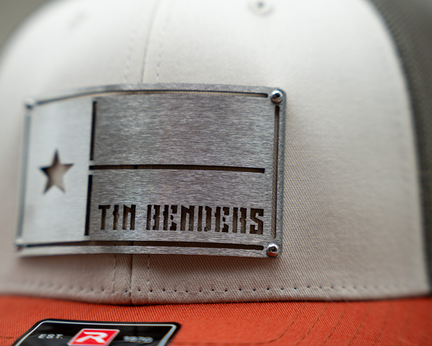 Metal-Plate: Iron Range